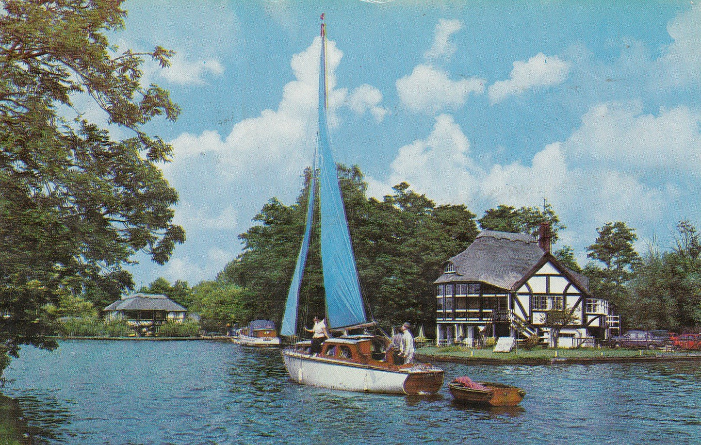 Riverside Bungalows, Wroxham. Photographic Greet Card Co. the shop for Stay Home Entertainment Packs.!! Top